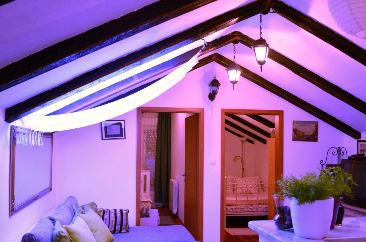 Casa Del Padre - Annabelle Rijeka